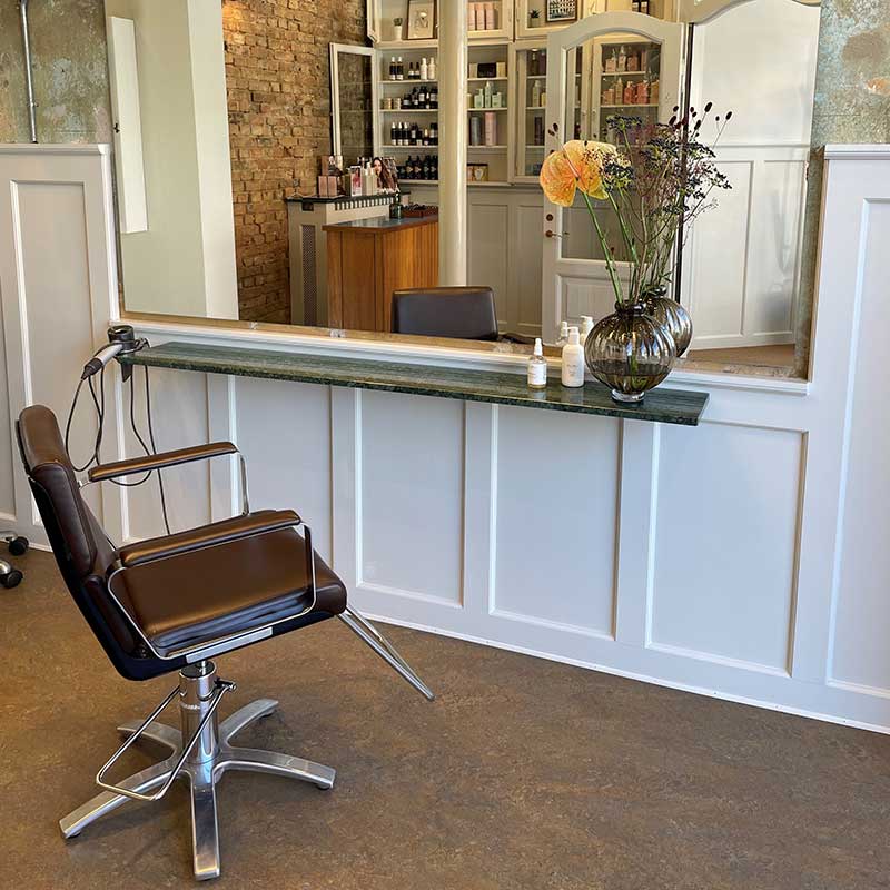 VELKOMMEN til din frisør i Esbjerg Frisør Jane Steen